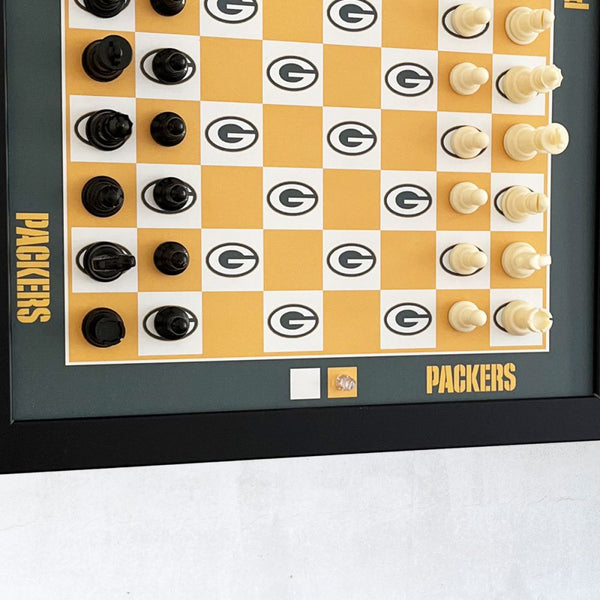 Green Bay Packers Magnetic Chess Set