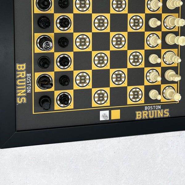 Boston Bruins Magnetic Chess Set