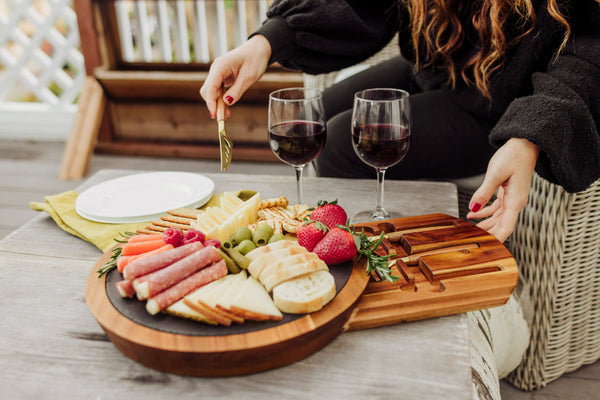 -Serving Board-True Sports Fan