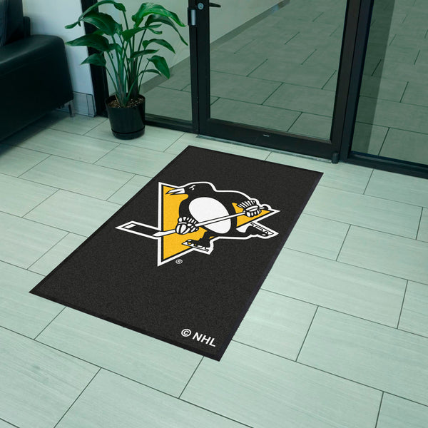 NHL - Pittsburgh Penguins 3X5 Logo Mat - Portrait