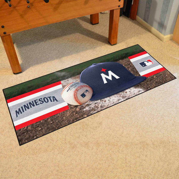 MLB - Minnesota Twins Baseball Runner with M Logo & Name