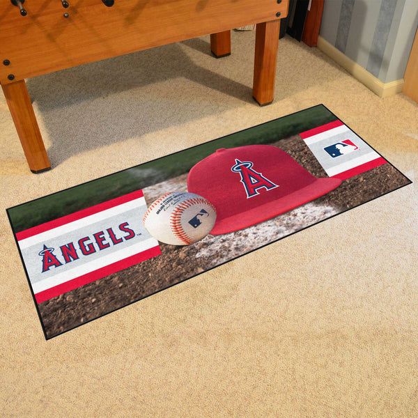 MLB - Los Angeles Angels Baseball Runner with A Logo & Name