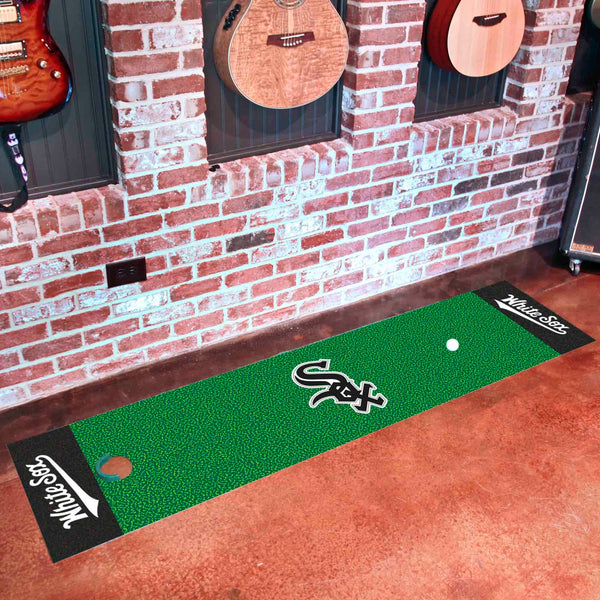 MLB - Chicago White Sox Putting Green Mat with Symbol Logo & Name