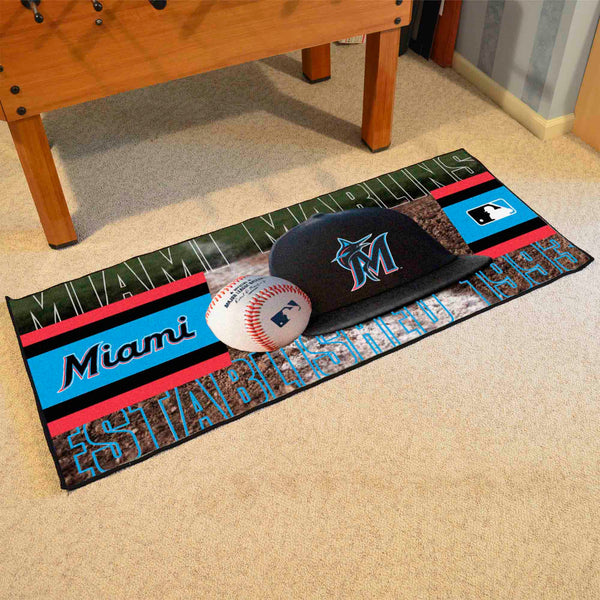 MLB - Miami Marlins Baseball Runner with M Logo & Name