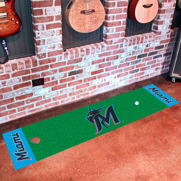 MLB - Miami Marlins Putting Green Mat with M Logo