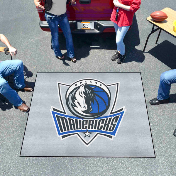 NBA - Dallas Mavericks Tailgater Mat with Mavericks Symbol Logo